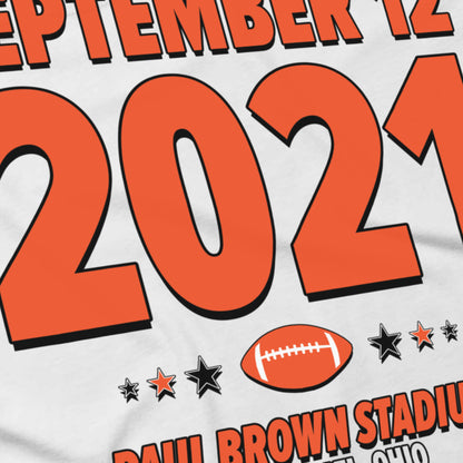 IO|football-2021-09-12-cincinnati|origin-tee-bw|Angle