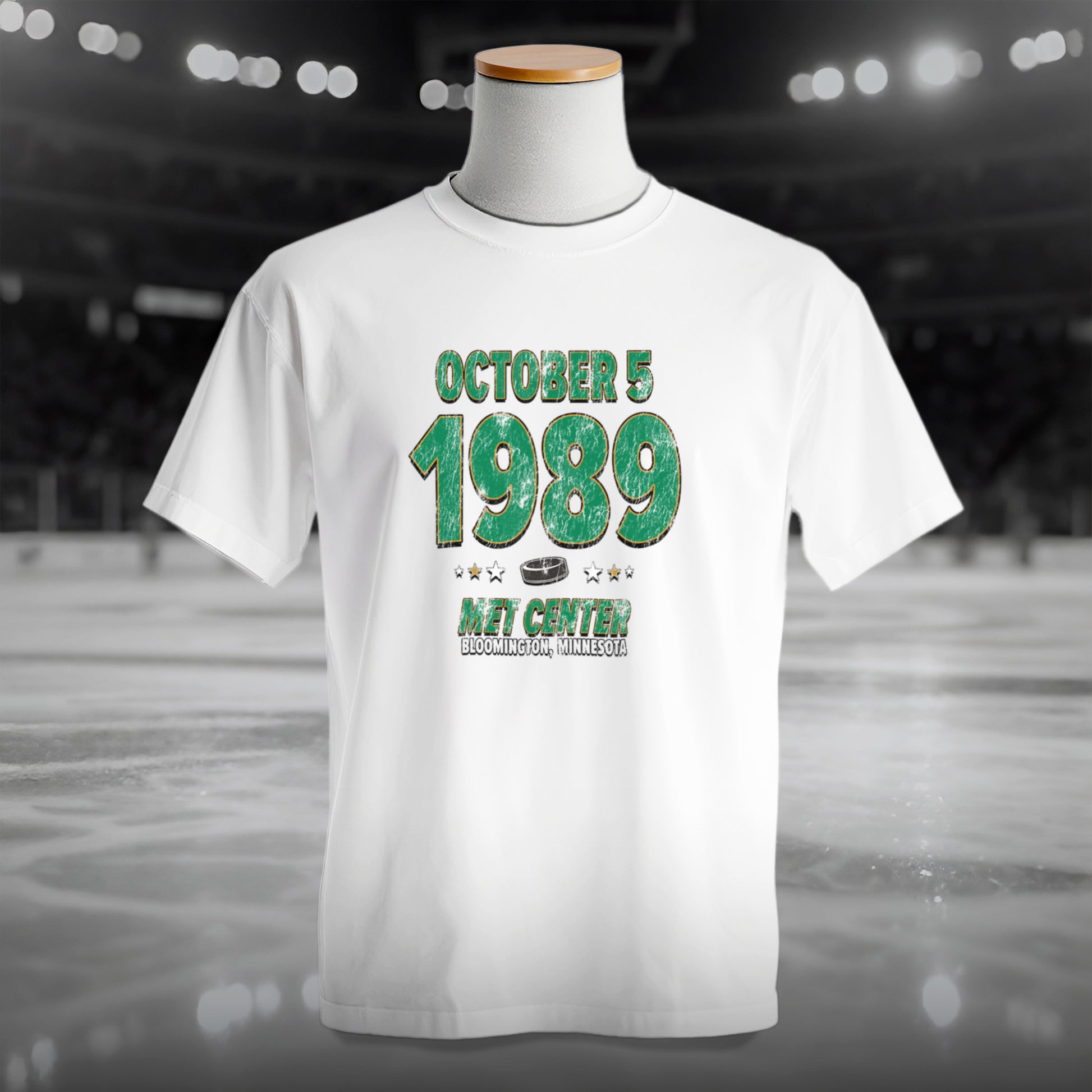 IO|hockey-1989-10-05-dallas|comfort-colors-bw|Hero