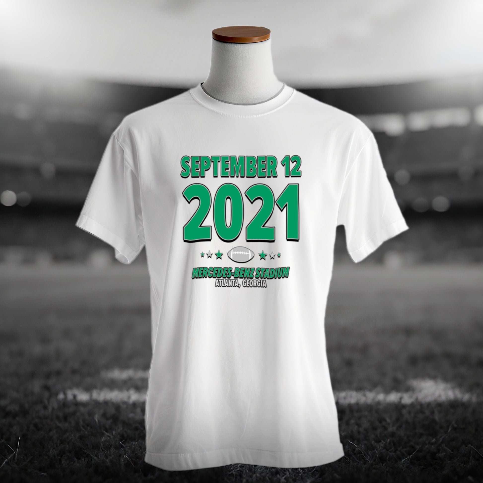 IO|football-2021-09-12-philadelphia|origin-tee-bw|Hero