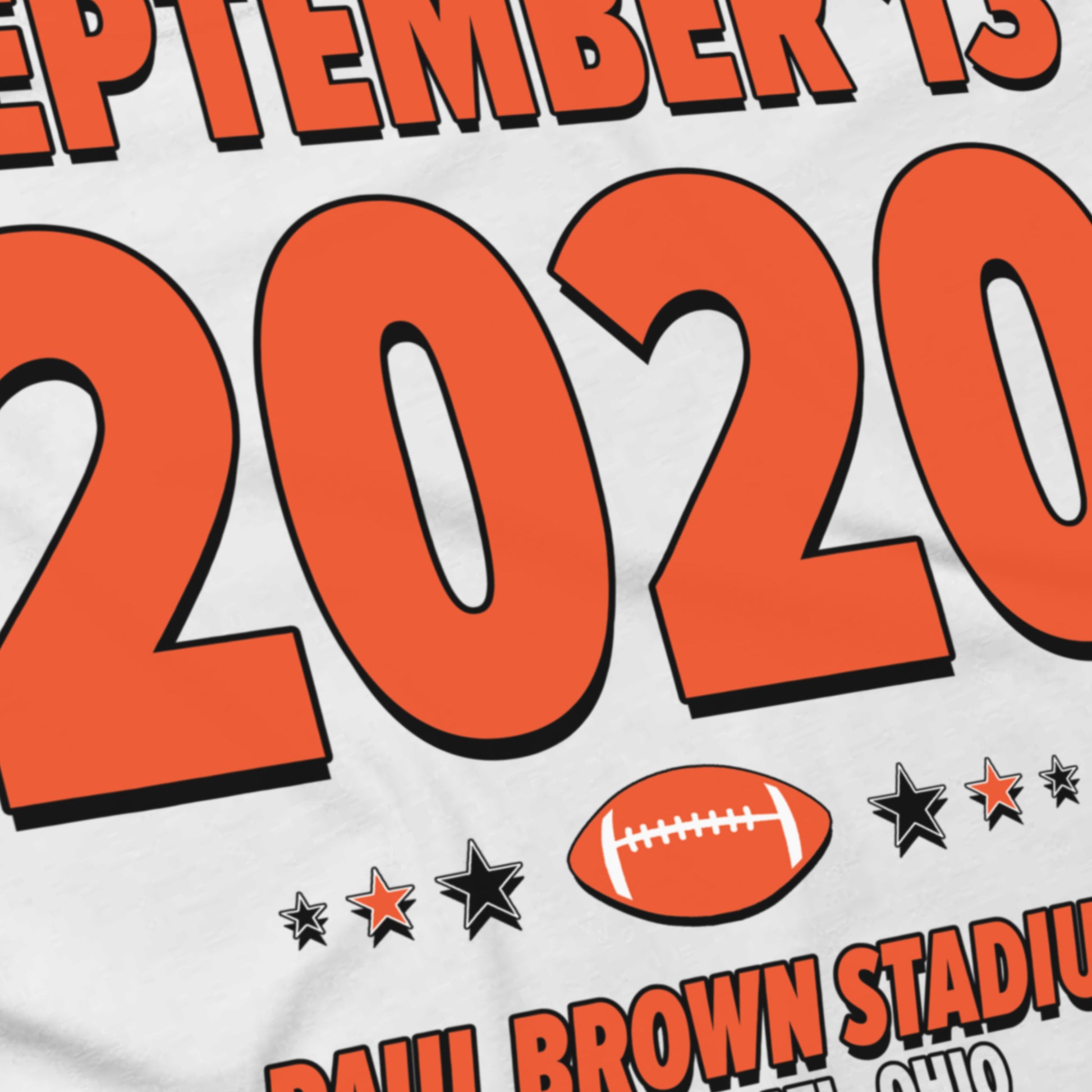 IO|football-2020-09-13-cincinnati|origin-tee-bw|Angle