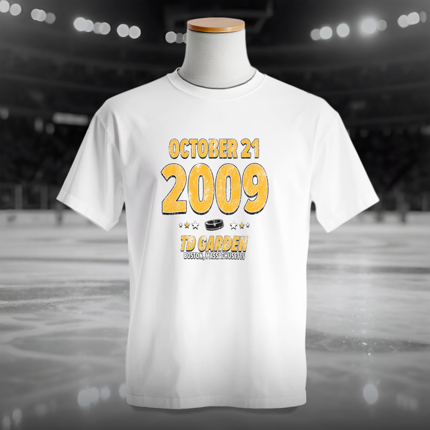 IO|hockey-2009-10-21-boston|comfort-colors-bw|Hero