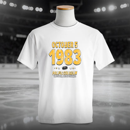 IO|hockey-1983-10-05-boston|comfort-colors-bw|Hero