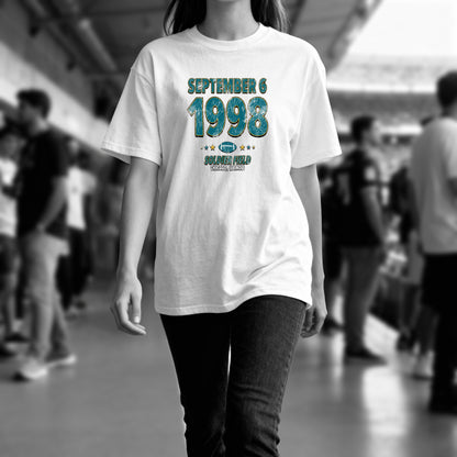 IO|football-1998-09-06-jacksonville|comfort-colors-bw|Lifestyle