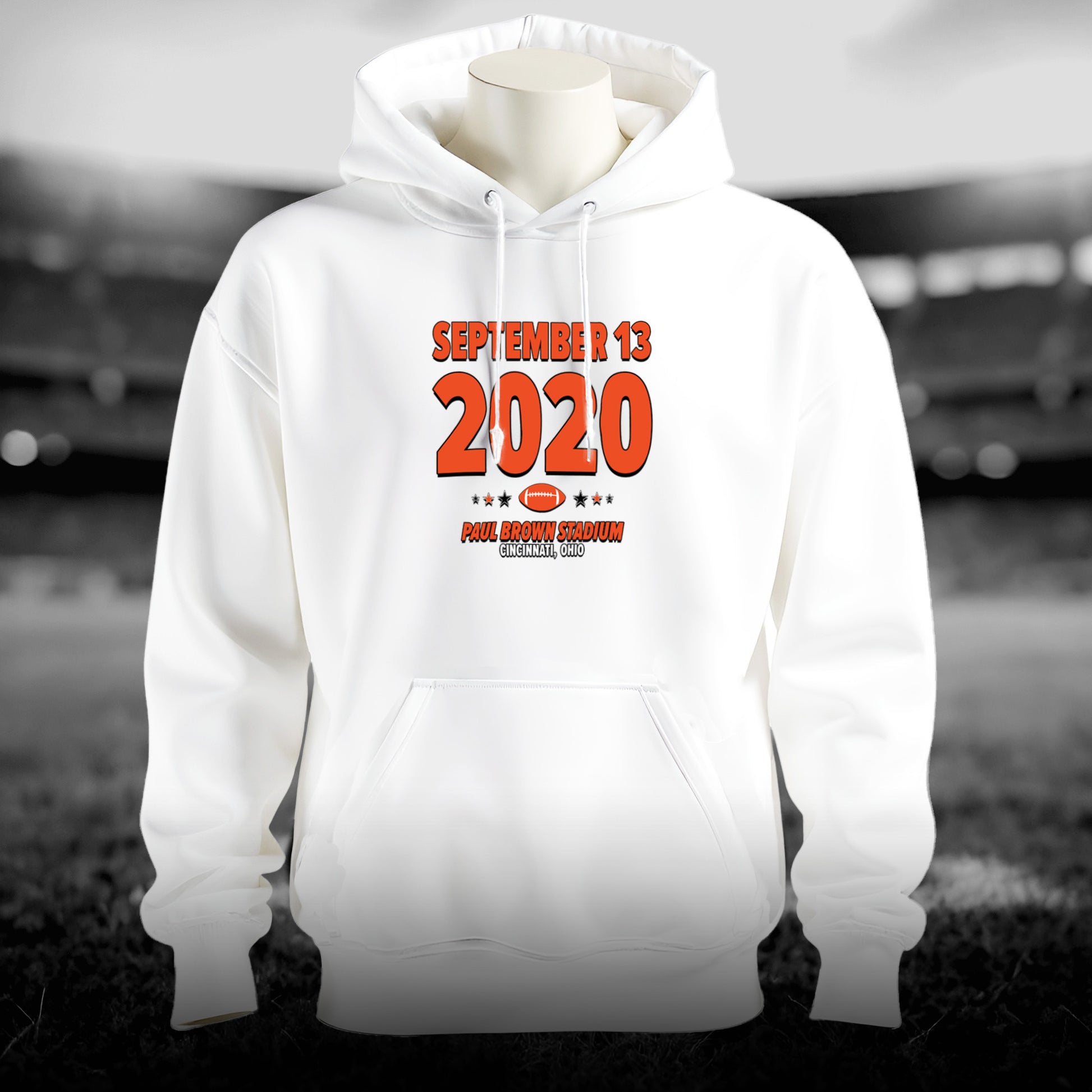IO|football-2020-09-13-cincinnati|hoodie-bw|Hero