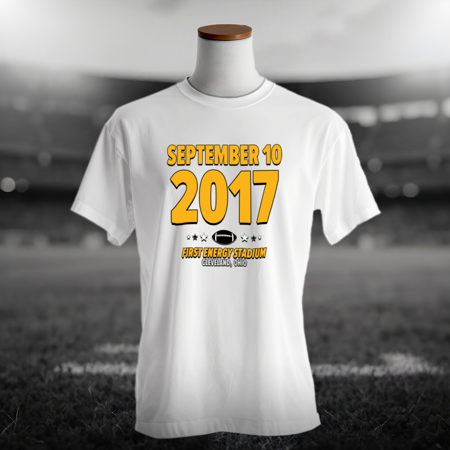 IO|football-2017-09-10-pittsburgh|origin-tee-bw|Hero