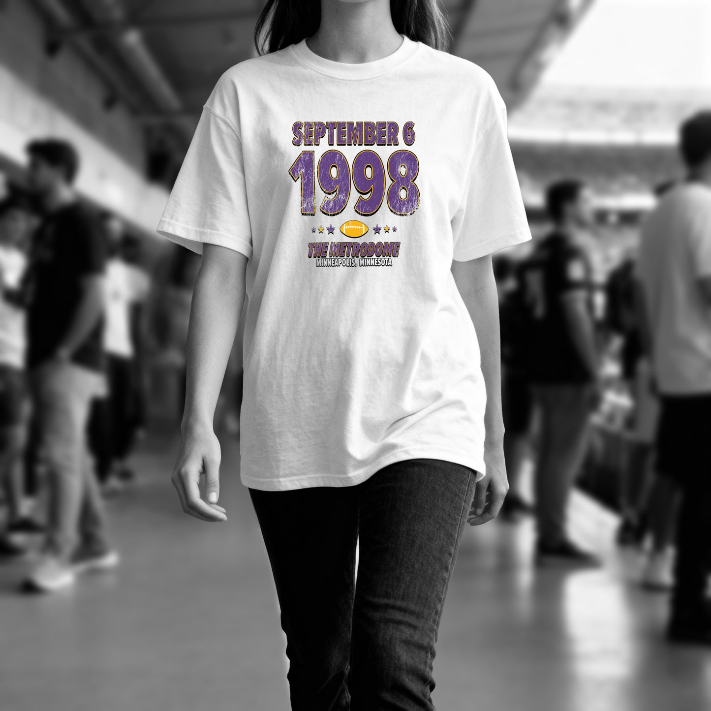 IO|football-1998-09-06-minnesota|comfort-colors-bw|Lifestyle