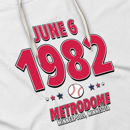 IO|baseball-1982-06-06-minnesota|hoodie-bw|Angle