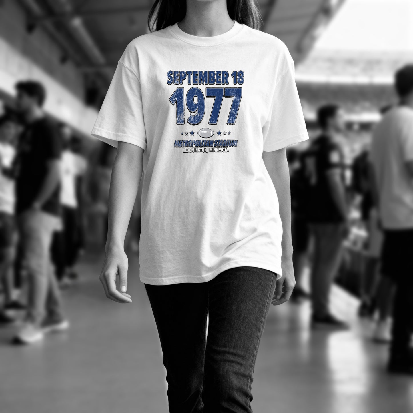 IO|football-1977-09-18-dallas|comfort-colors-bw|Lifestyle