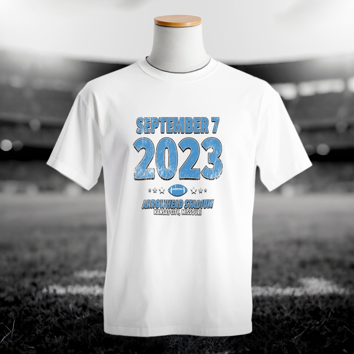 IO|football-2023-09-07-detroit|comfort-colors-bw|Hero