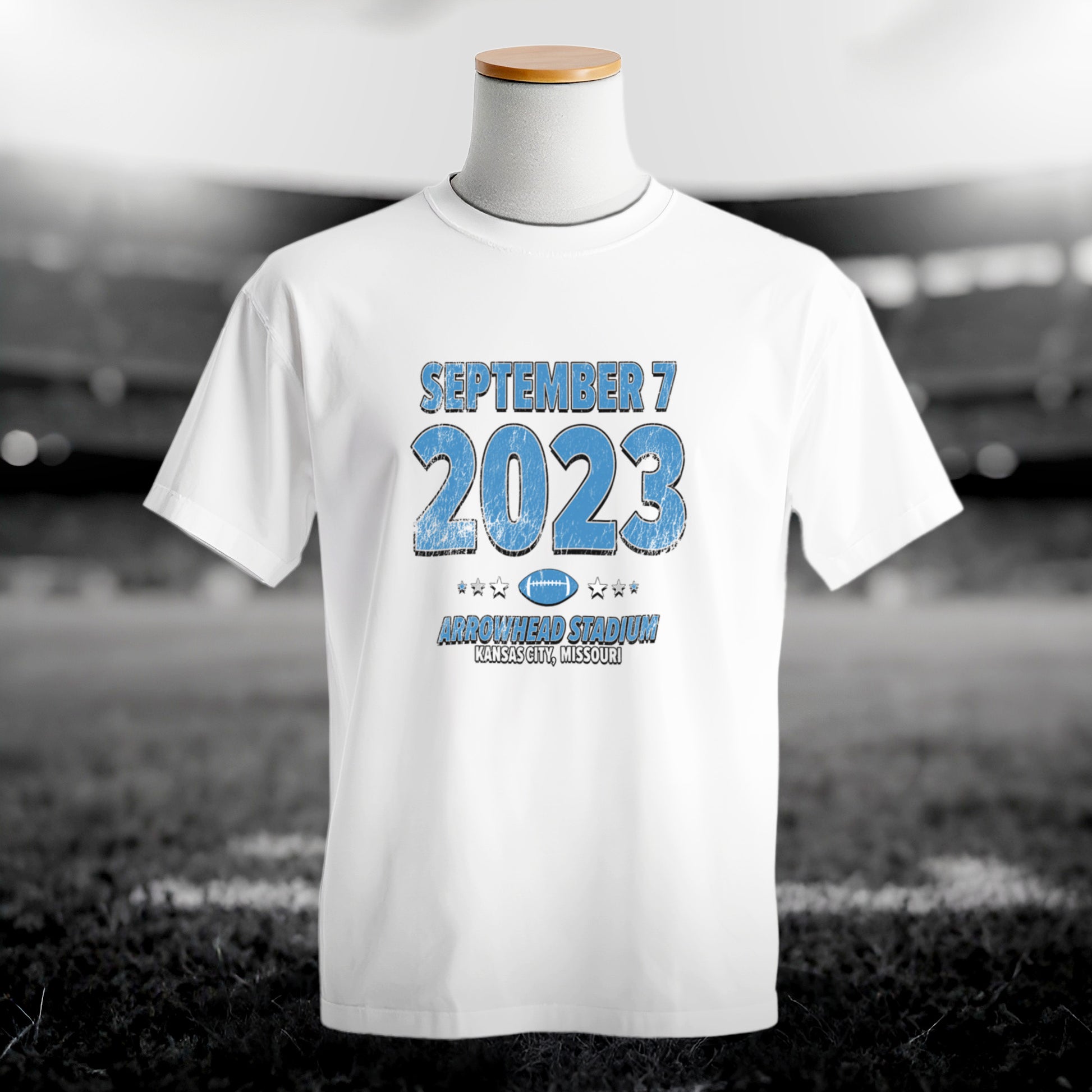 IO|football-2023-09-07-detroit|comfort-colors-bw|Hero