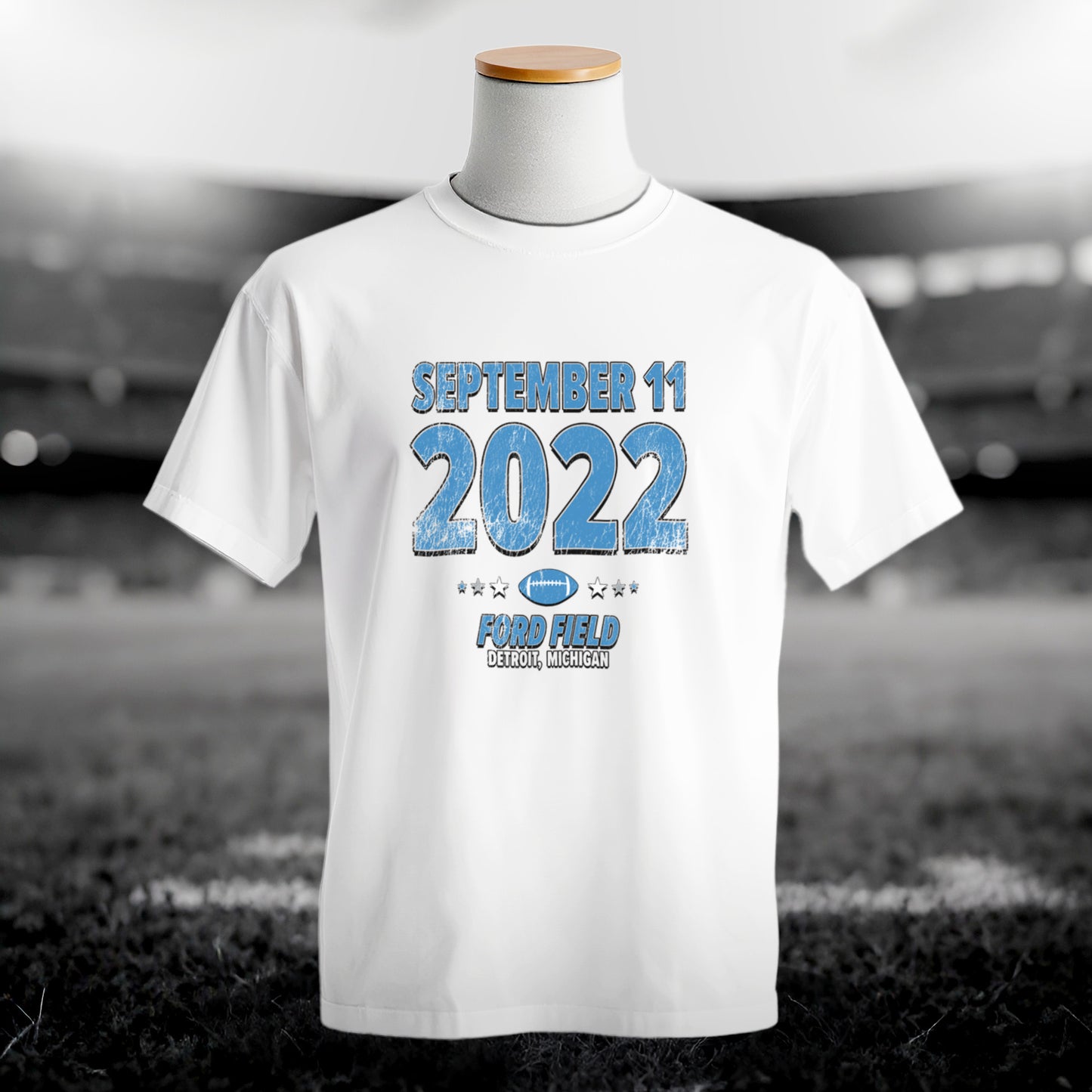 IO|football-2022-09-11-detroit|comfort-colors-bw|Hero