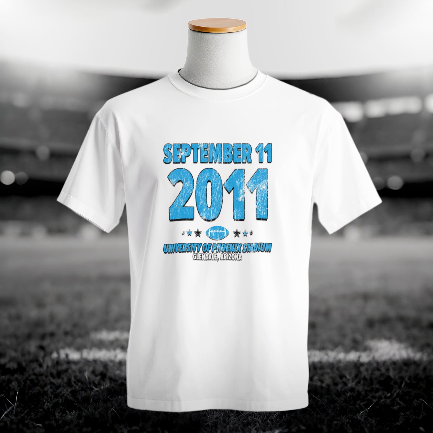 IO|football-2011-09-11-carolina|comfort-colors-bw|Hero