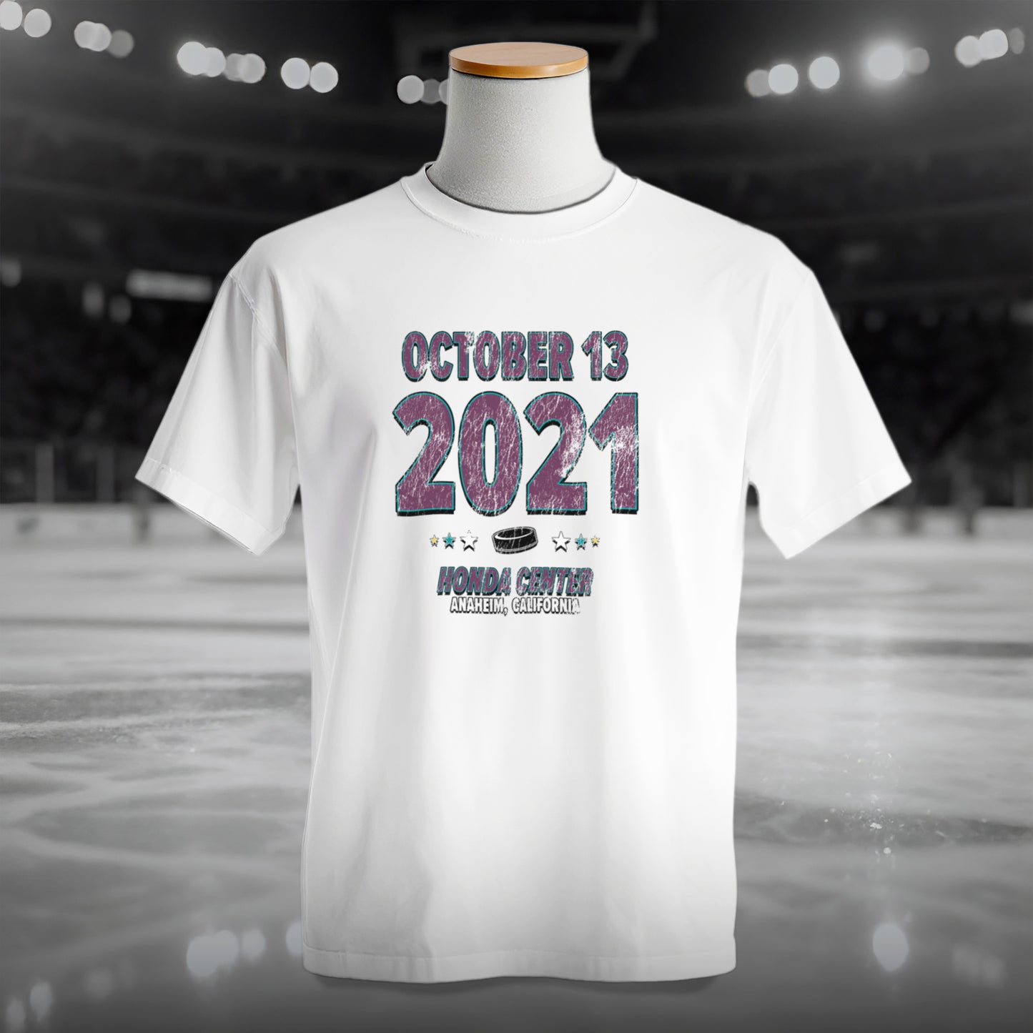 IO|hockey-2021-10-13-anaheim|comfort-colors-bw|Hero
