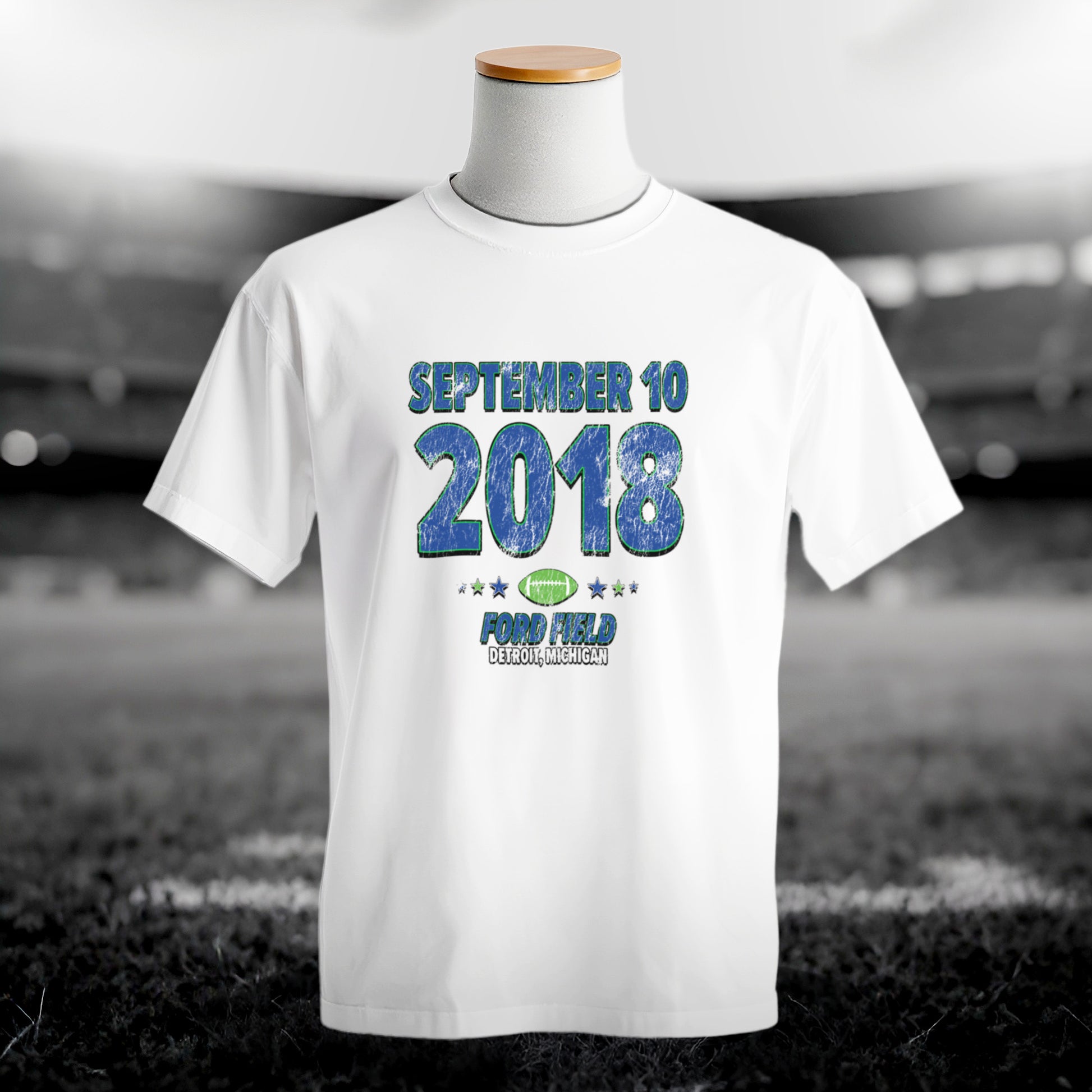 IO|football-2018-09-10-seattle|comfort-colors-bw|Hero