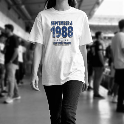 IO|football-1988-09-04-dallas|comfort-colors-bw|Lifestyle