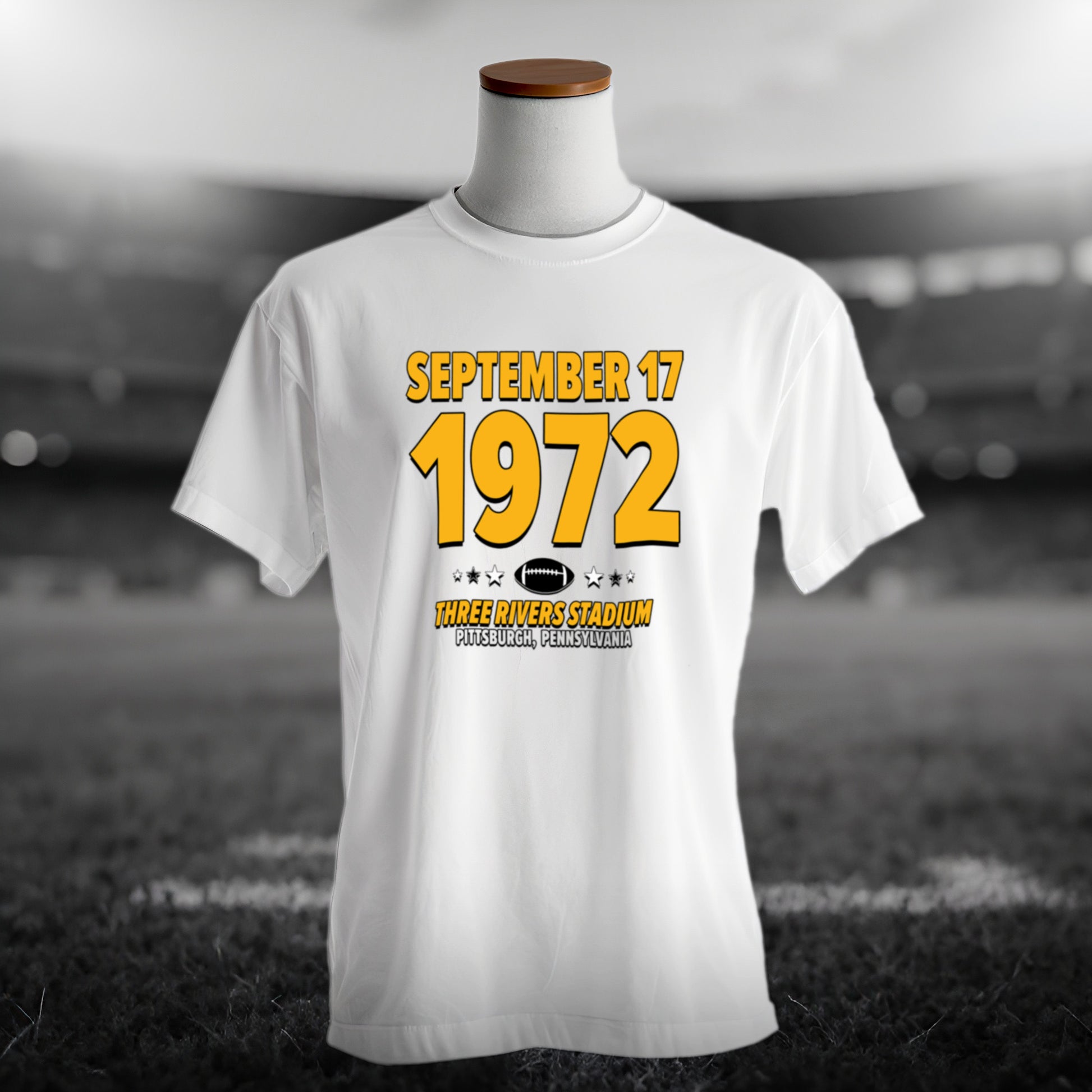 IO|football-1972-09-17-pittsburgh|origin-tee-bw|Hero