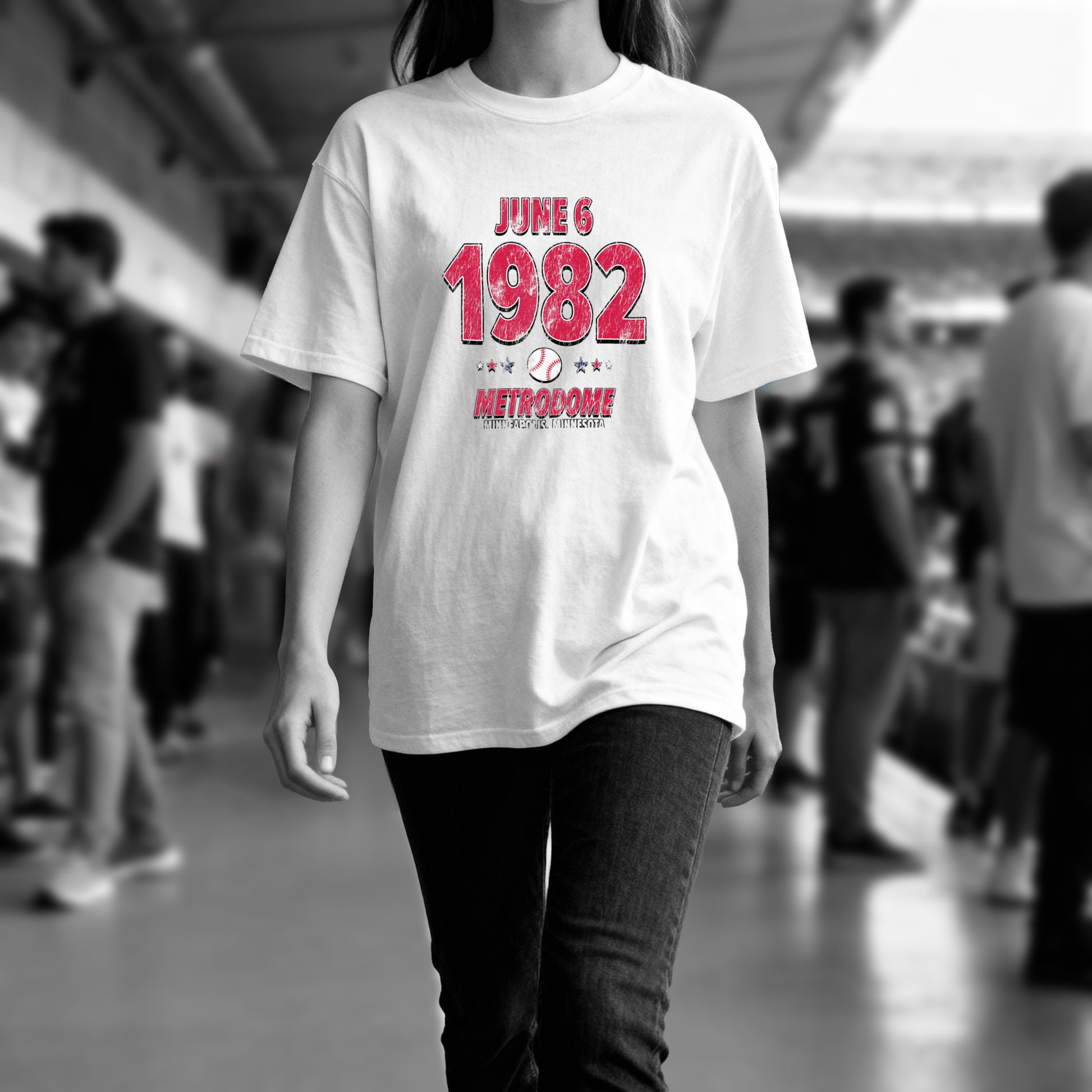 IO|baseball-1982-06-06-minnesota|comfort-colors-bw|Lifestyle