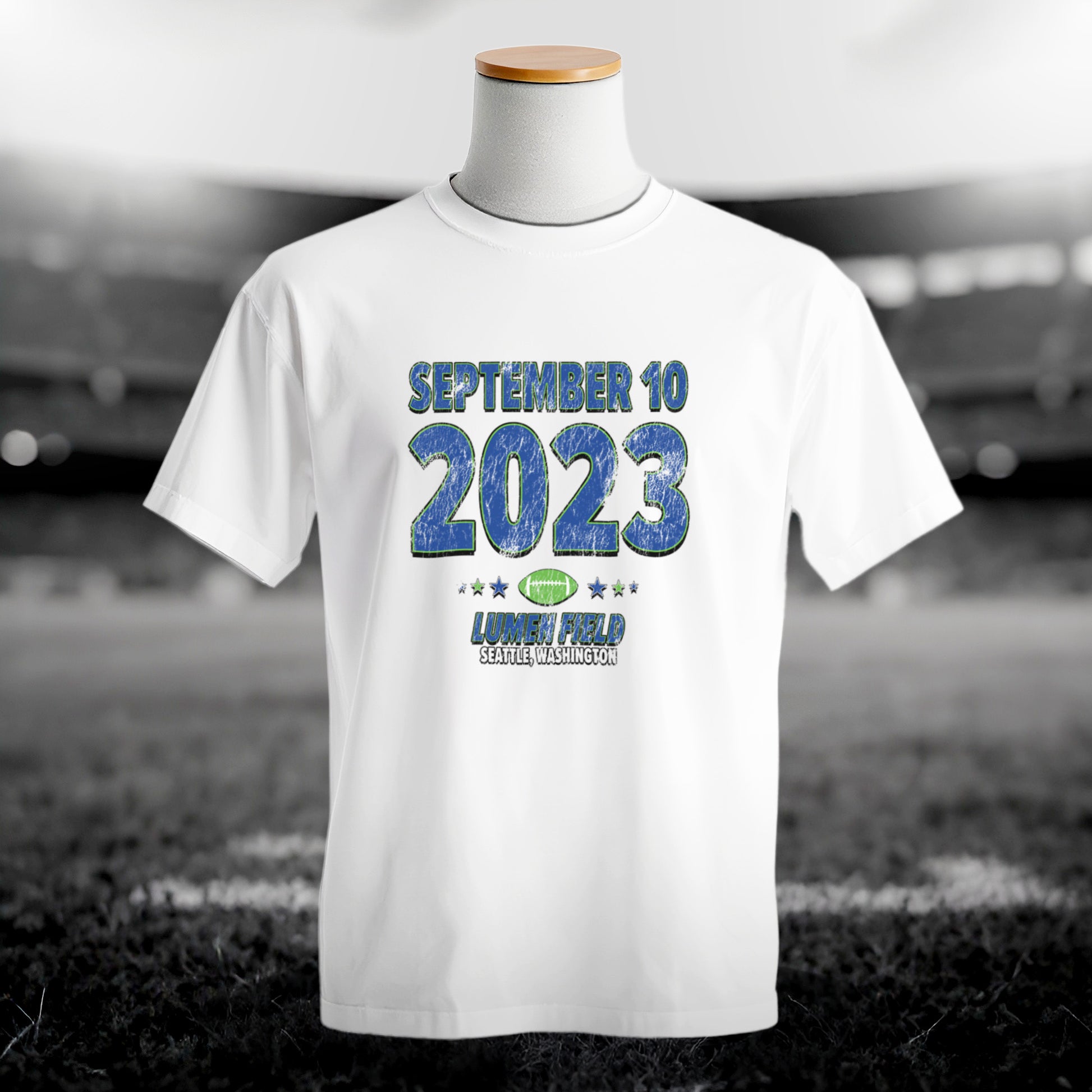 IO|football-2023-09-10-seattle|comfort-colors-bw|Hero