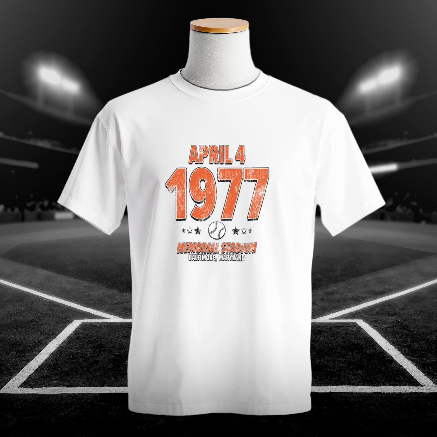 IO|baseball-1977-04-07-baltimore|comfort-colors-bw|Hero