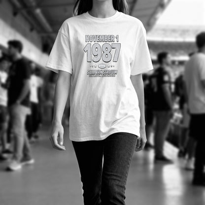 IO|football-1987-11-01-los-angeles|comfort-colors-bw|Lifestyle
