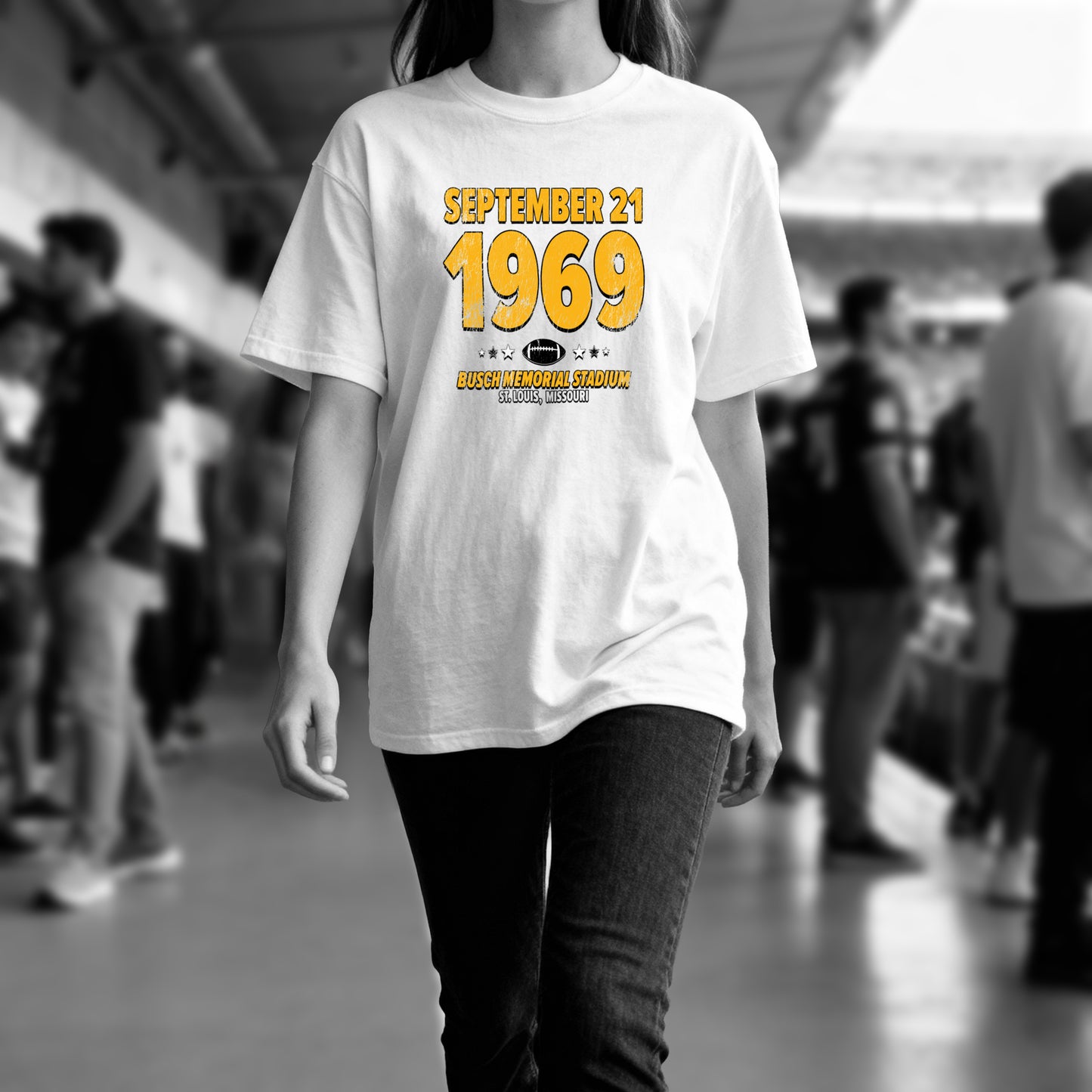 IO|football-1969-09-21-pittsburgh|comfort-colors-bw|Lifestyle