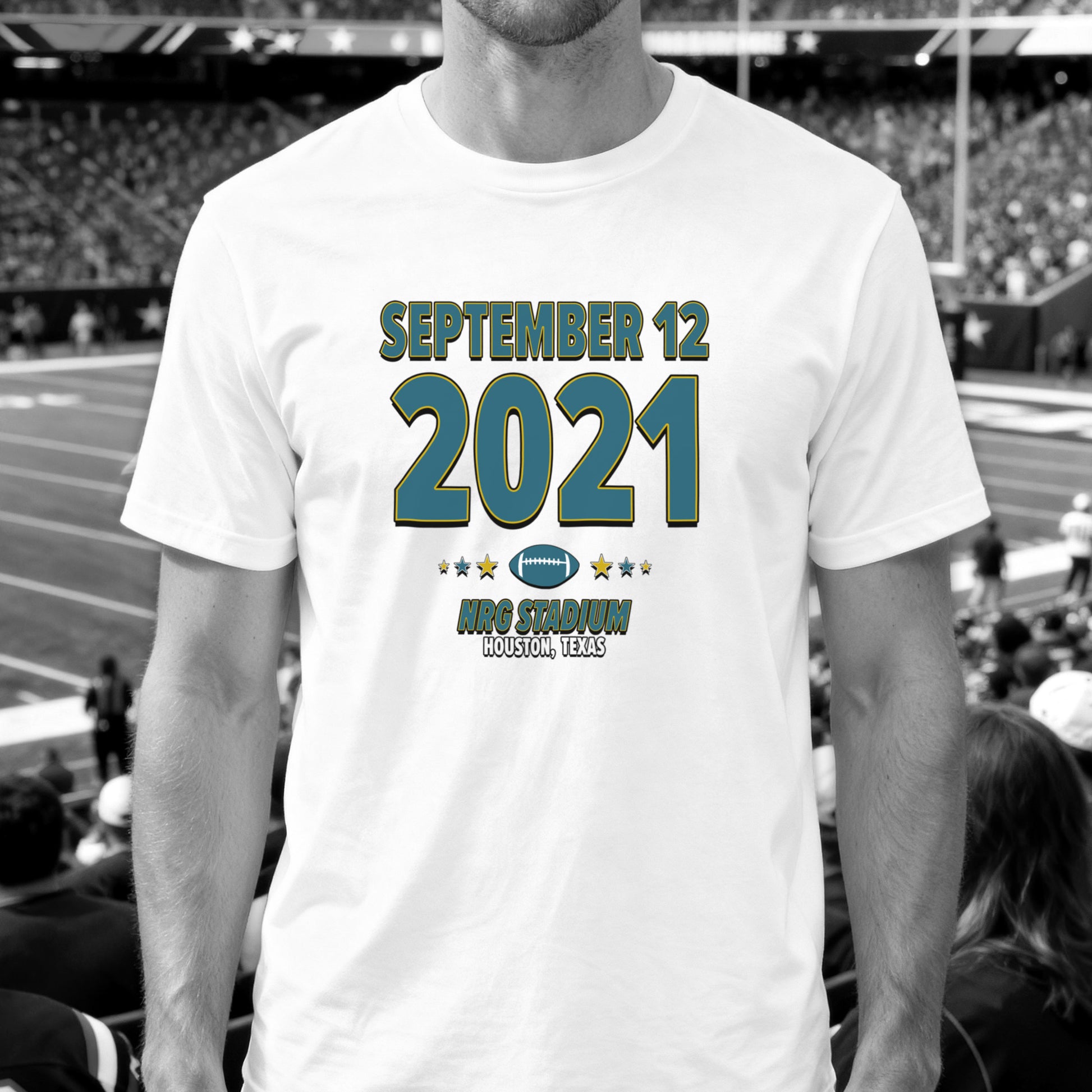 IO|football-2021-09-12-jacksonville|origin-tee-bw|Lifestyle