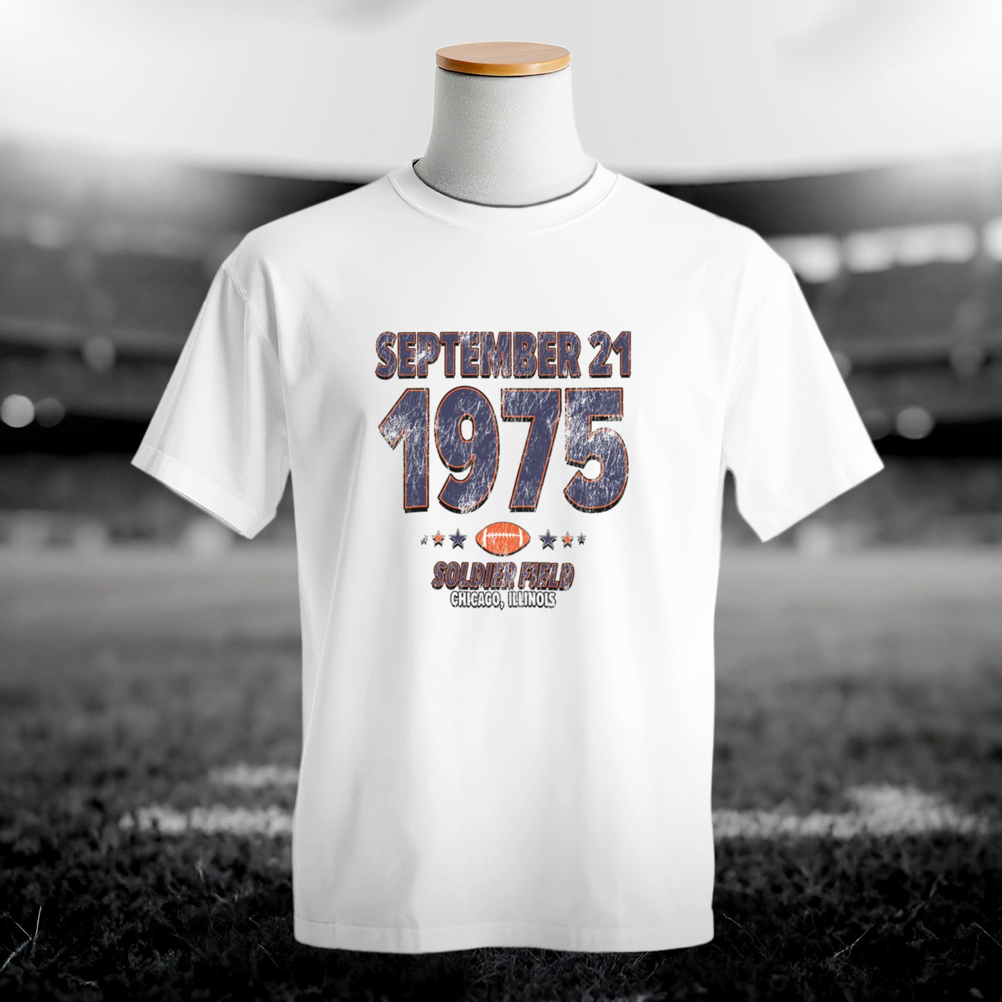 IO|football-1975-09-21-chicago|comfort-colors-bw|Hero