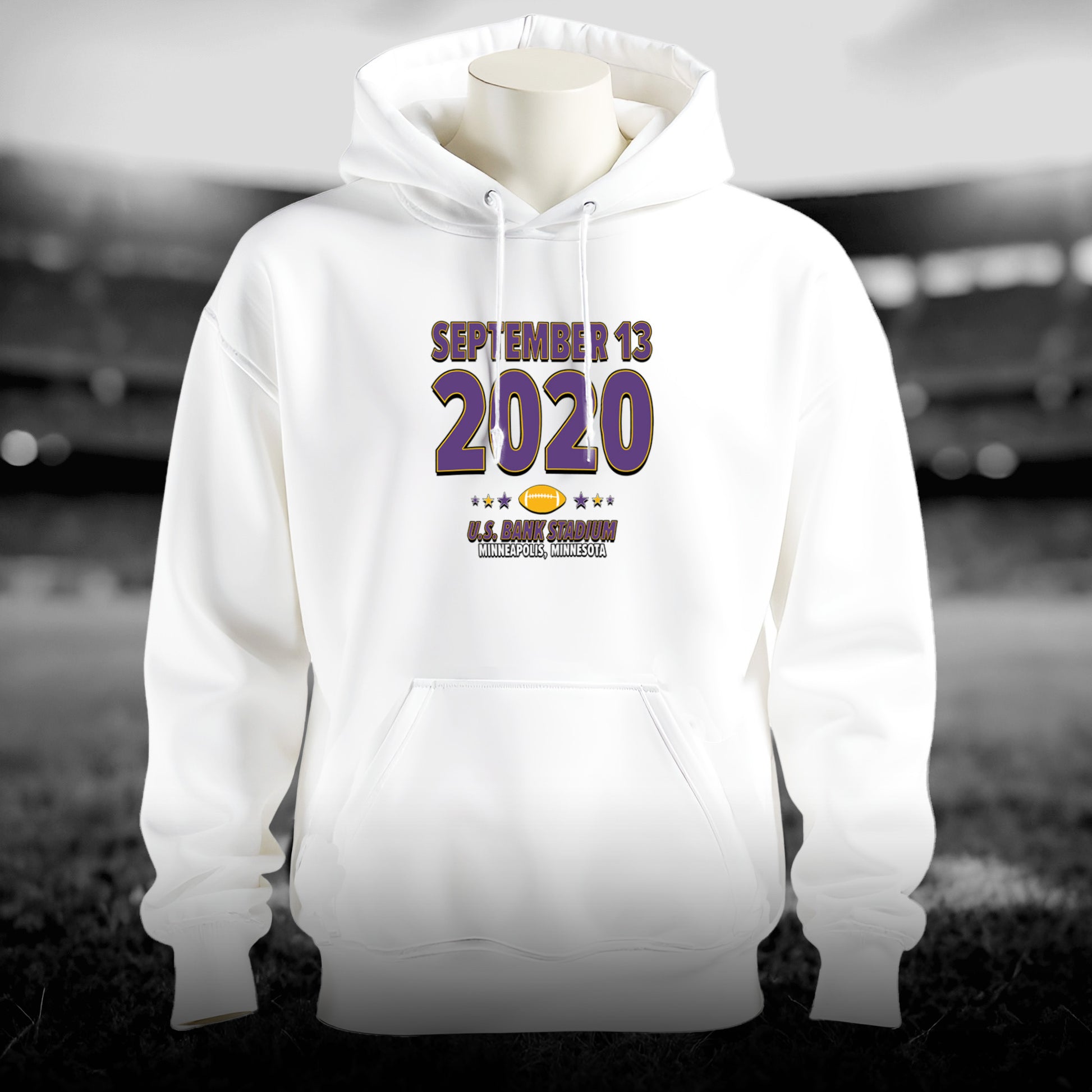 IO|football-2020-09-13-minnesota|hoodie-bw|Hero