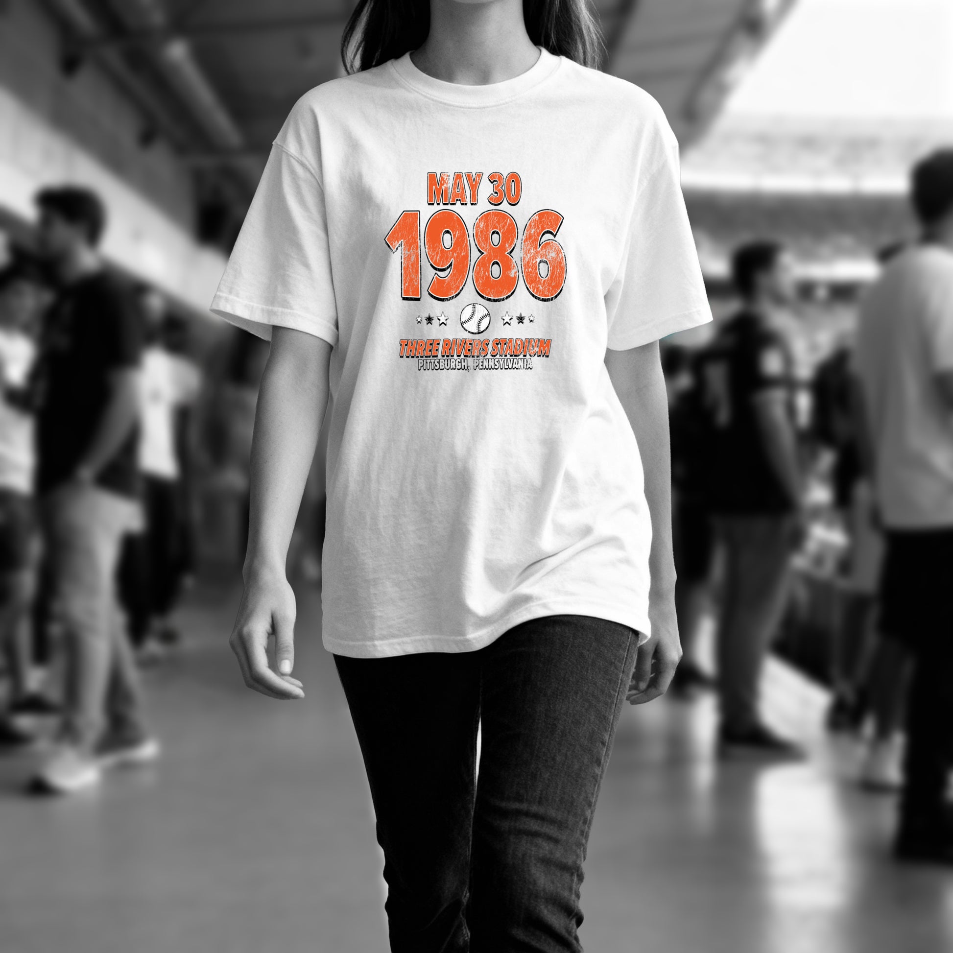 IO|baseball-1986-05-30-san-francisco|comfort-colors-bw|Lifestyle