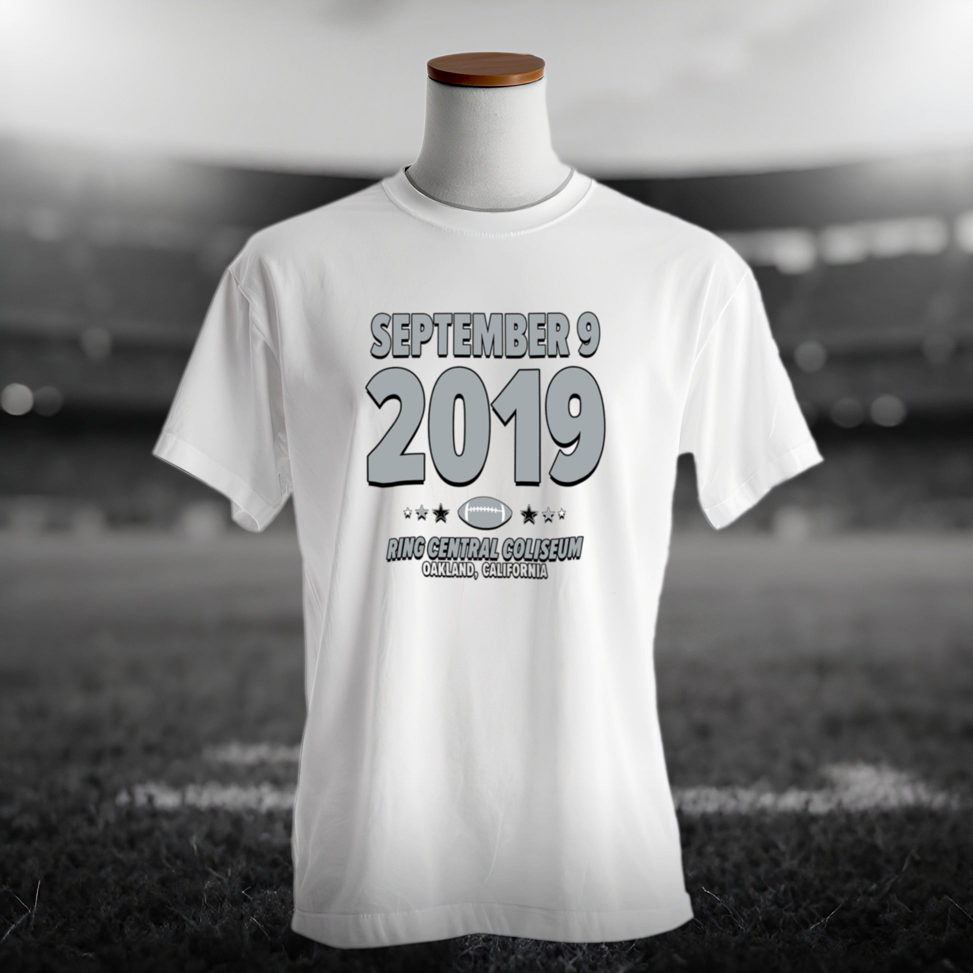 IO|football-2019-09-09-las-vegas|origin-tee-bw|Hero