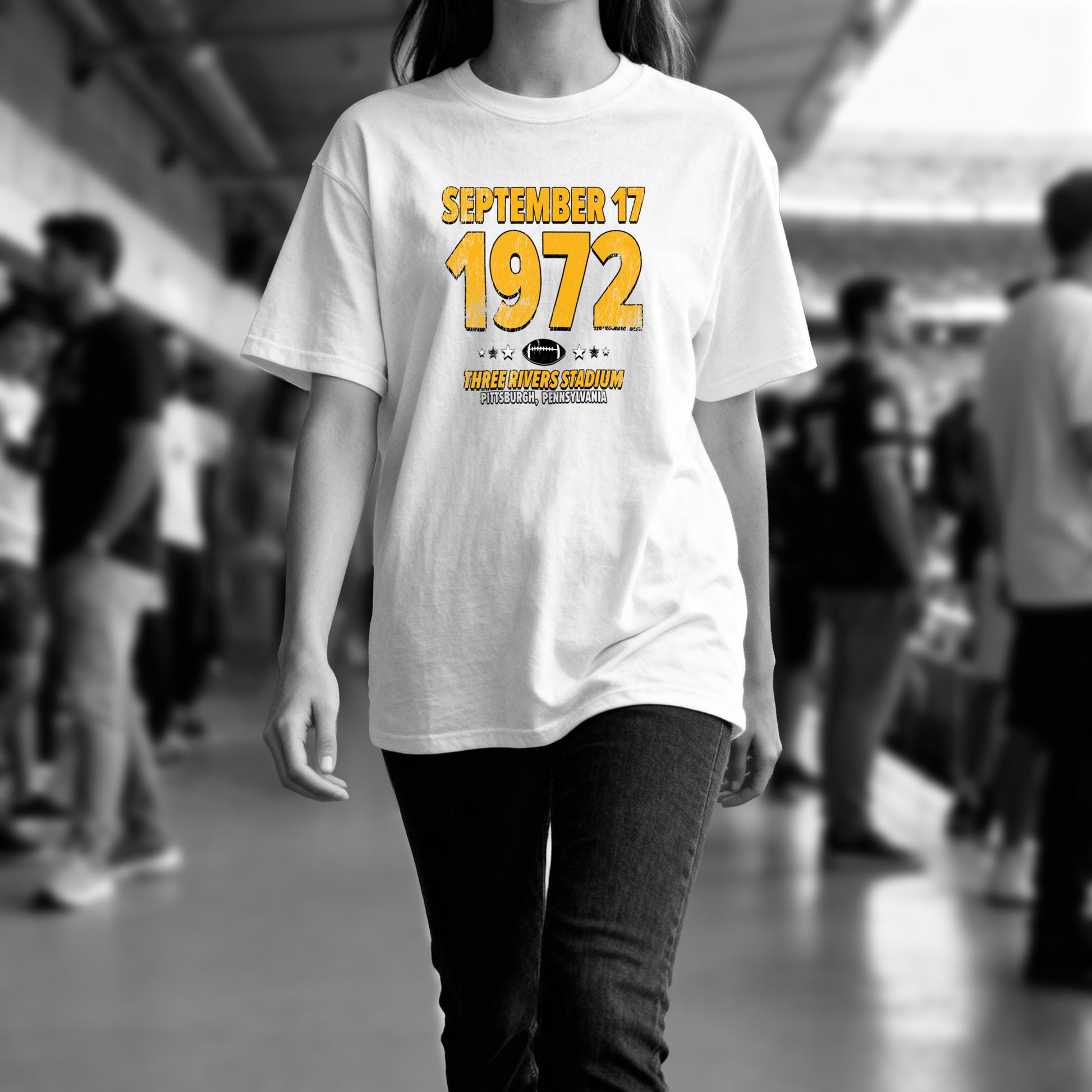 IO|football-1972-09-17-pittsburgh|comfort-colors-bw|Lifestyle