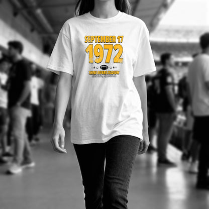 IO|football-1972-09-17-pittsburgh|comfort-colors-bw|Lifestyle