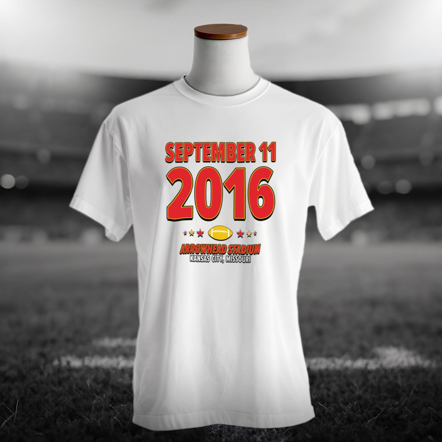 IO|football-2016-09-11-kansas-city|origin-tee-bw|Hero