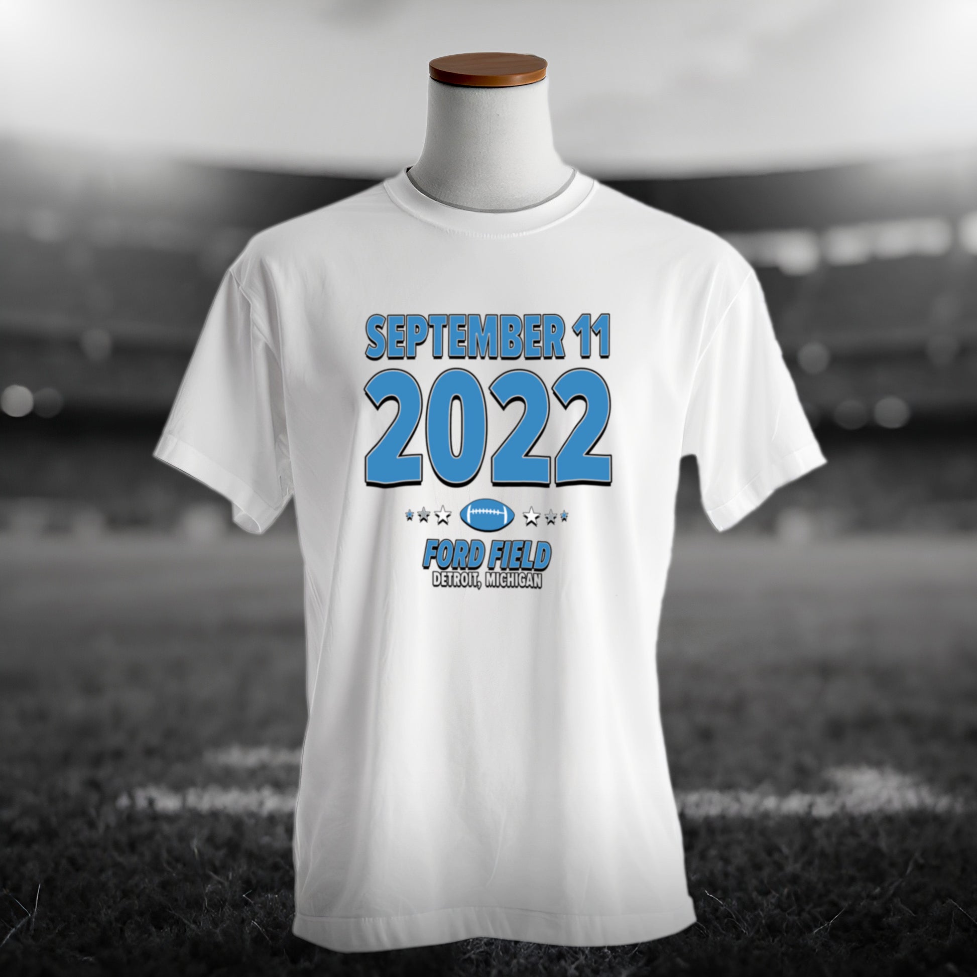 IO|football-2022-09-11-detroit|origin-tee-bw|Hero