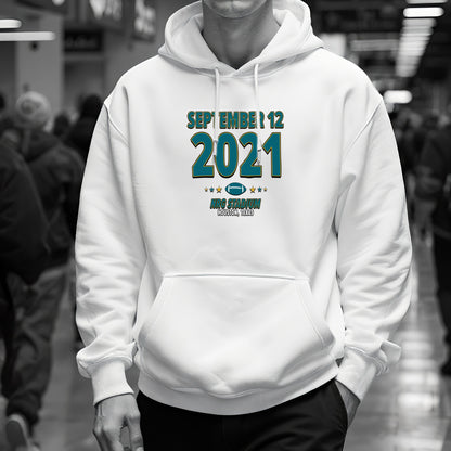 IO|football-2021-09-12-jacksonville|hoodie-bw|Lifestyle
