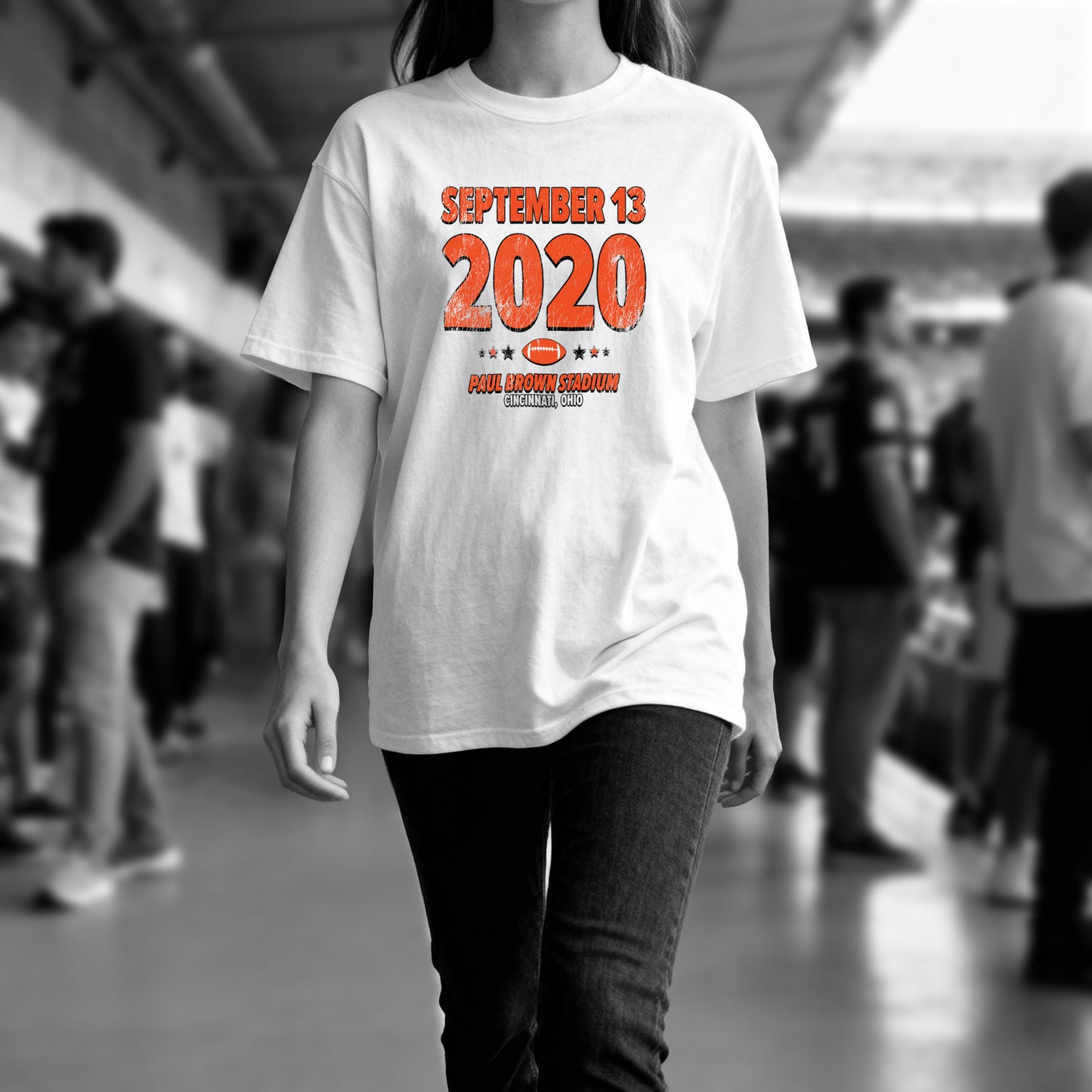 IO|football-2020-09-13-cincinnati|comfort-colors-bw|Lifestyle