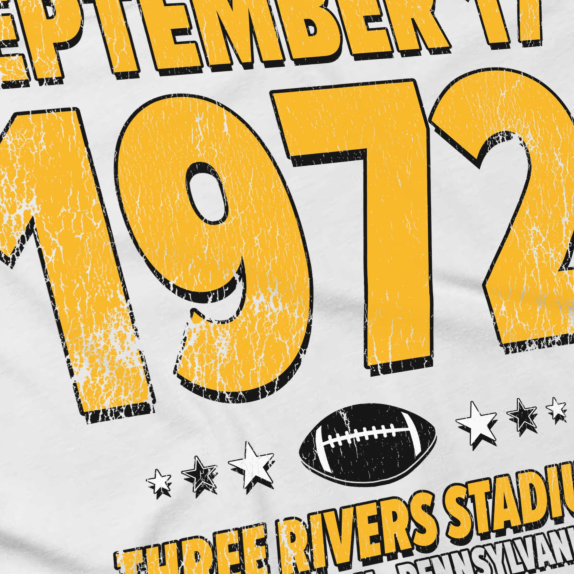 IO|football-1972-09-17-pittsburgh|comfort-colors-bw|Angle