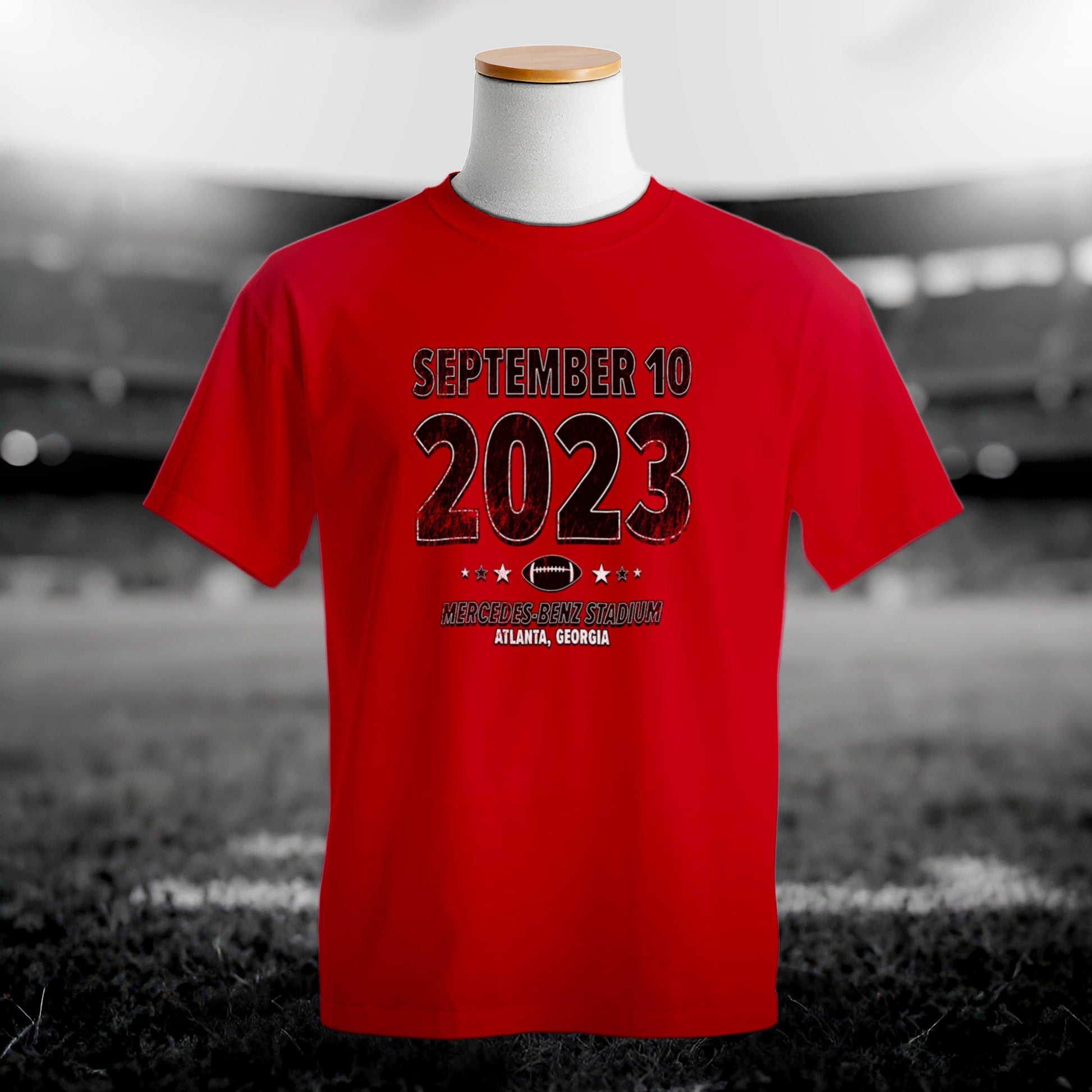 IO|football-2023-09-10-atlanta|comfort-colors|Hero