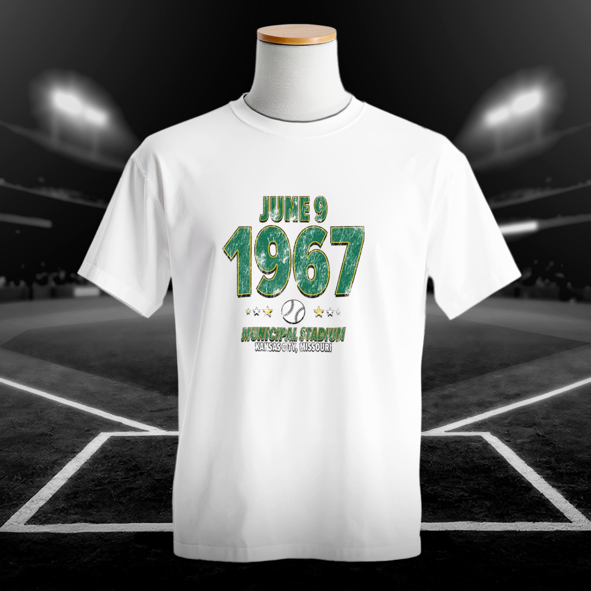 IO|baseball-1967-06-09-oakland|comfort-colors-bw|Hero