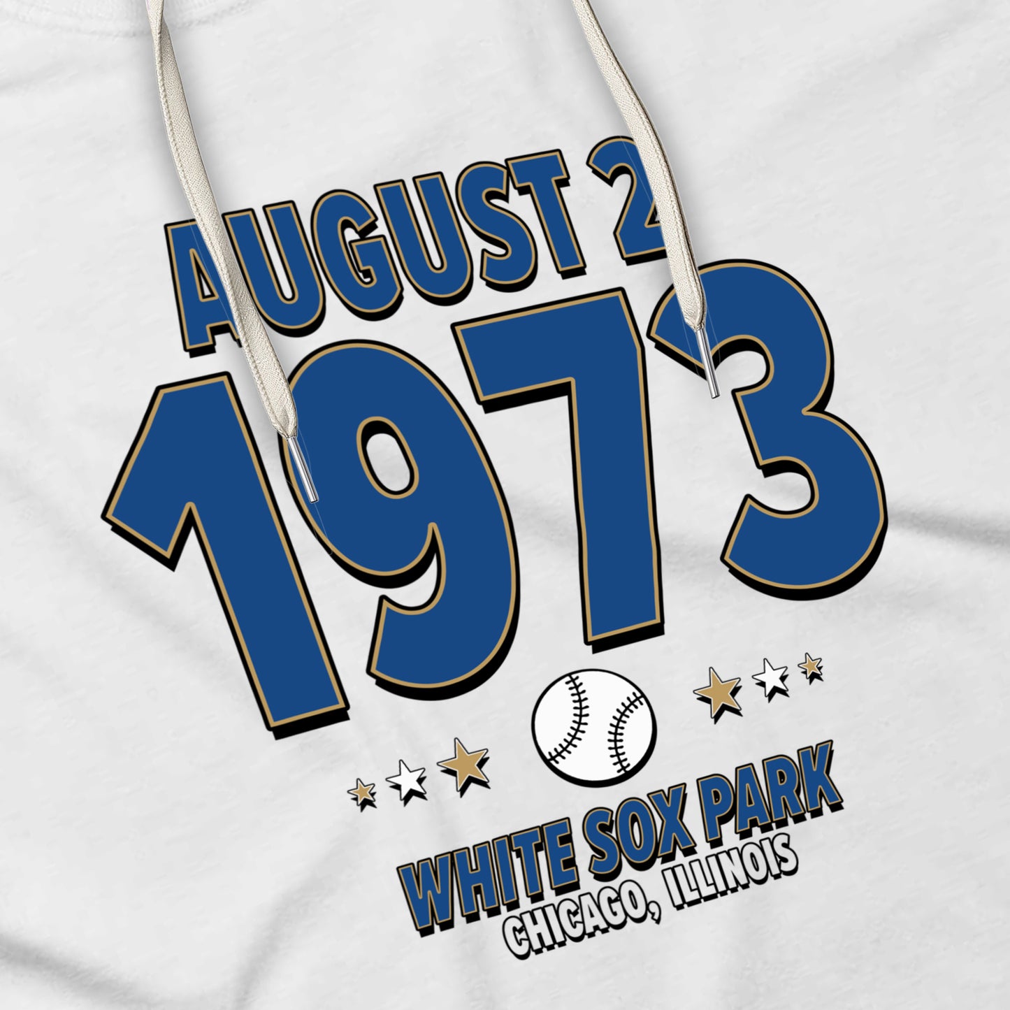 IO|baseball-1973-08-02-kansas-city|hoodie-bw|Angle
