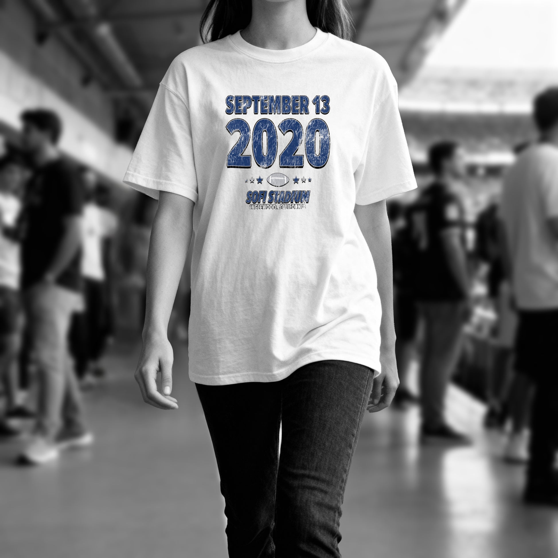 IO|football-2020-09-13-dallas|comfort-colors-bw|Lifestyle