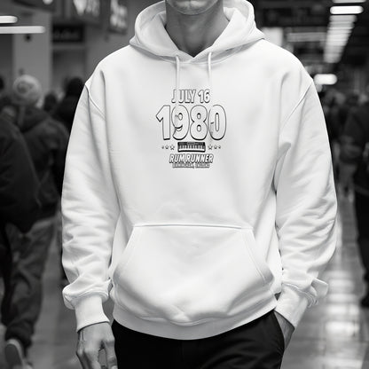 Glamour Wolves – 1980 – Hoodie (Black & White)