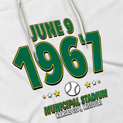 IO|baseball-1967-06-09-oakland|hoodie-bw|Angle