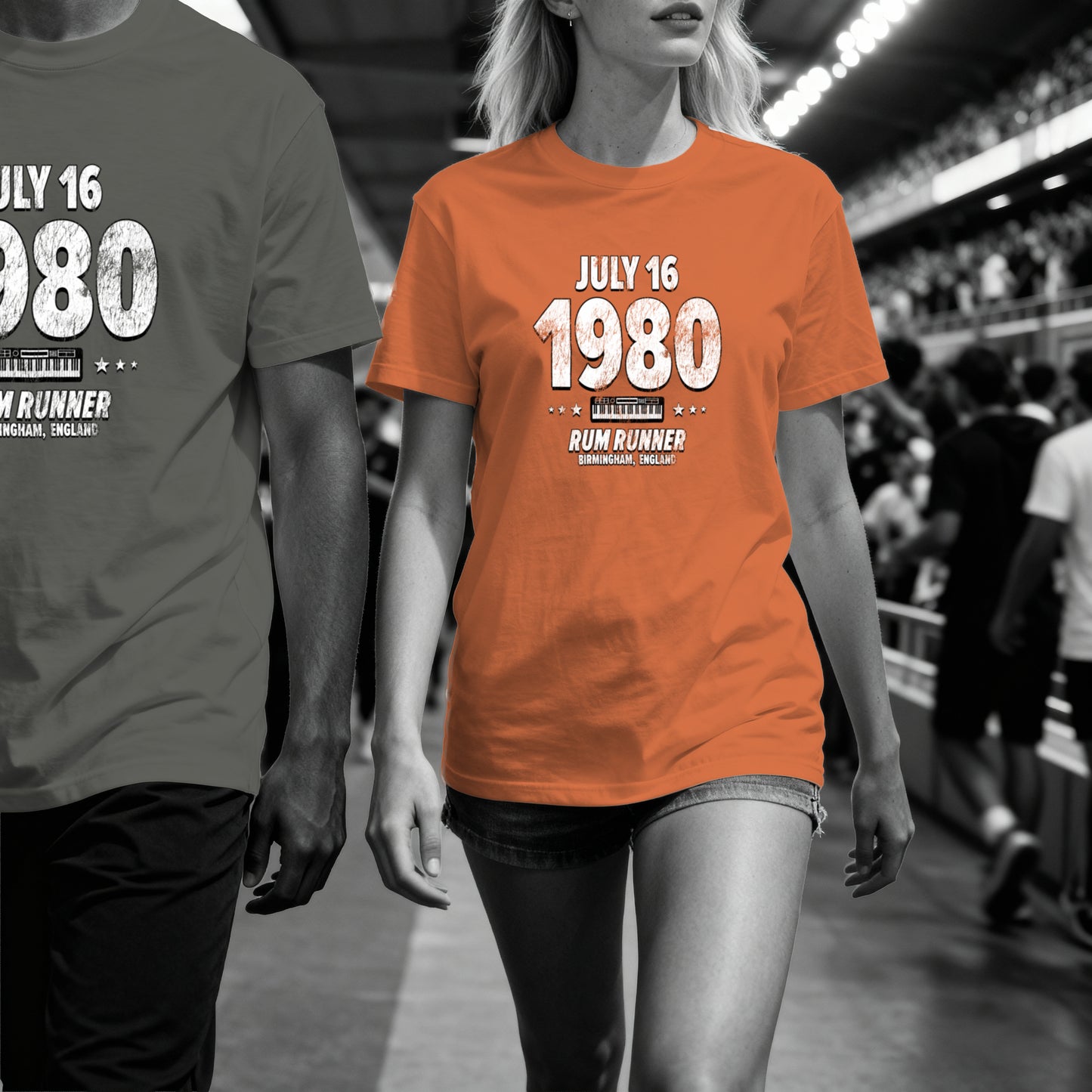 Lifestyle — Glamour Wolves – 1980 – Comfort Colors