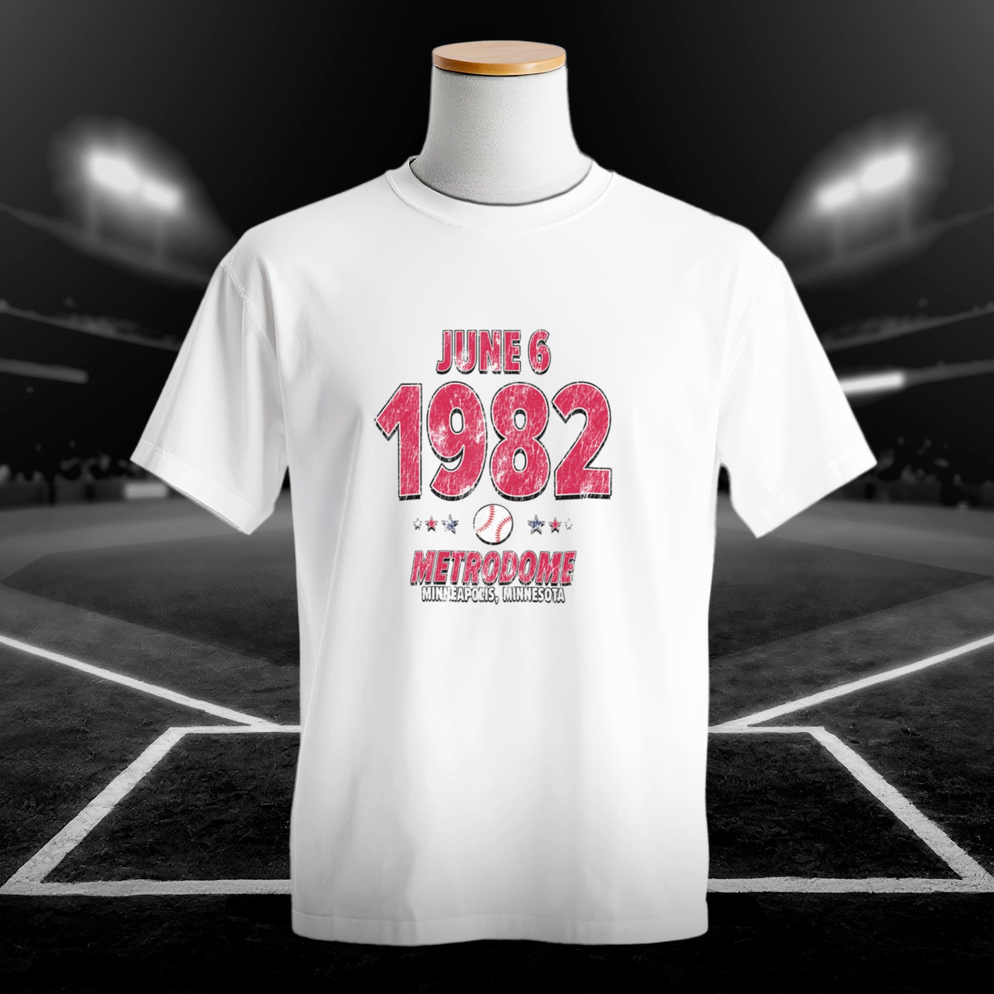 IO|baseball-1982-06-06-minnesota|comfort-colors-bw|Hero