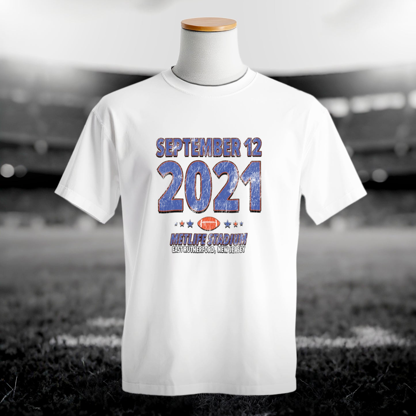 IO|football-2021-09-12-denver|comfort-colors-bw|Hero