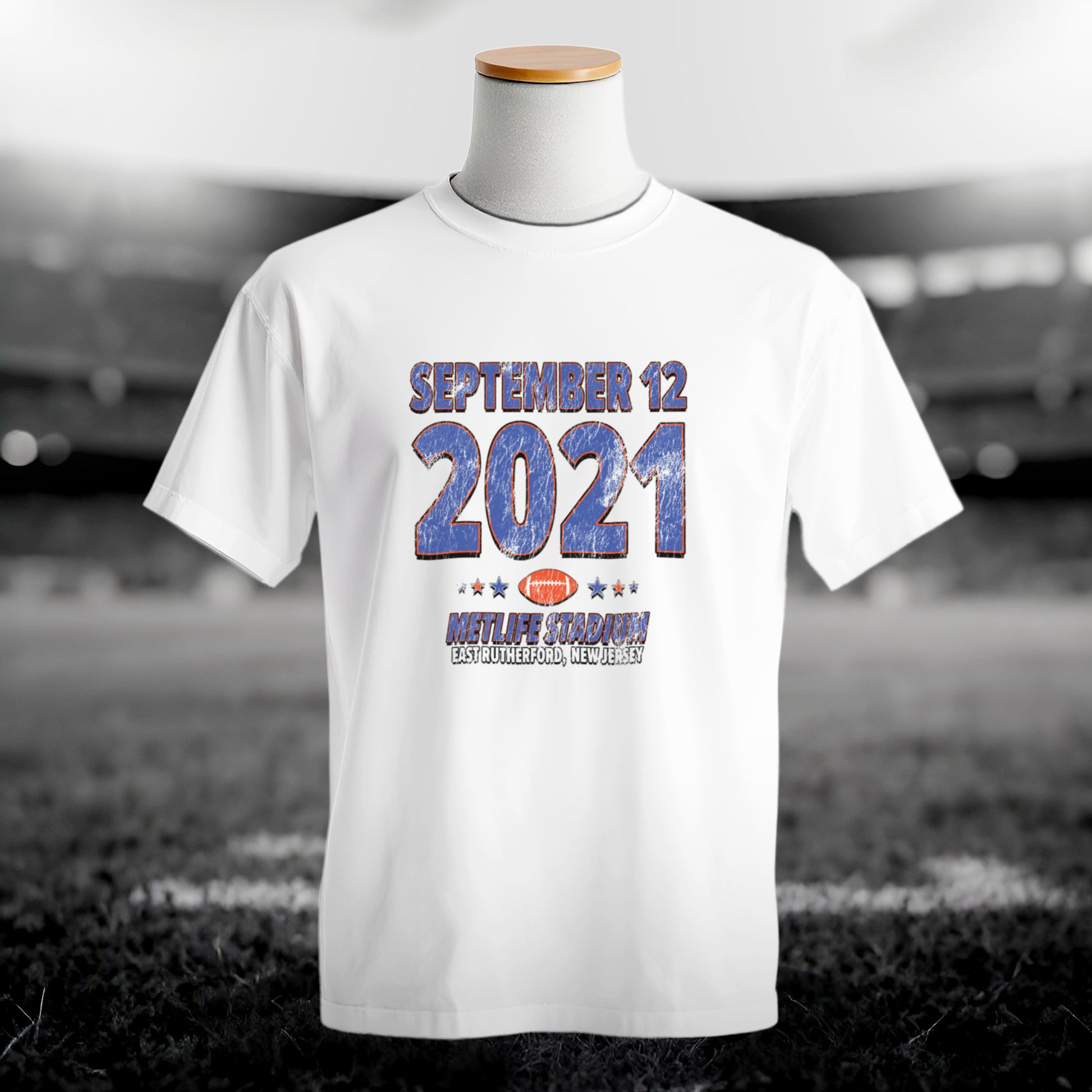 IO|football-2021-09-12-denver|comfort-colors-bw|Hero