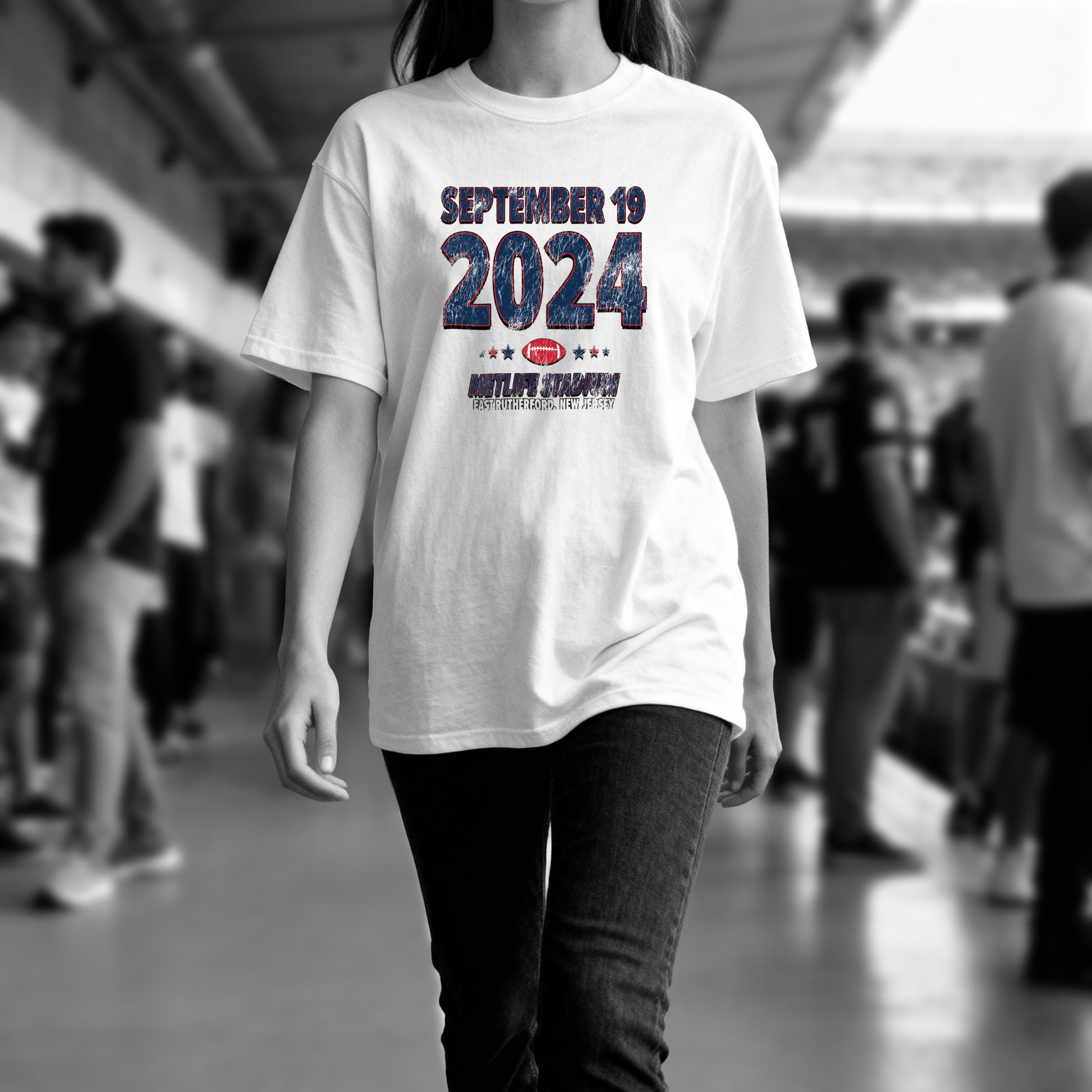 IO|football-2024-09-19-new-england|comfort-colors-bw|Lifestyle