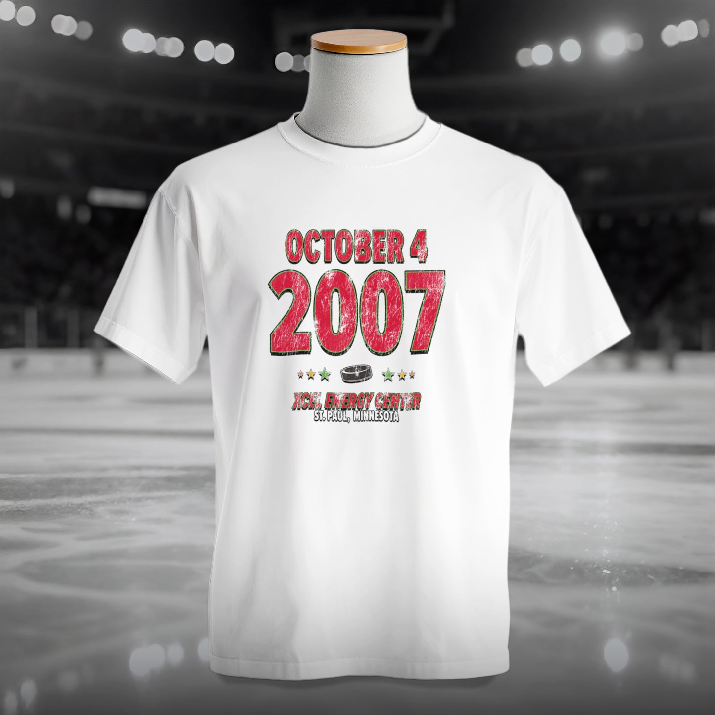 IO|hockey-2007-10-04-chicago|comfort-colors-bw|Hero