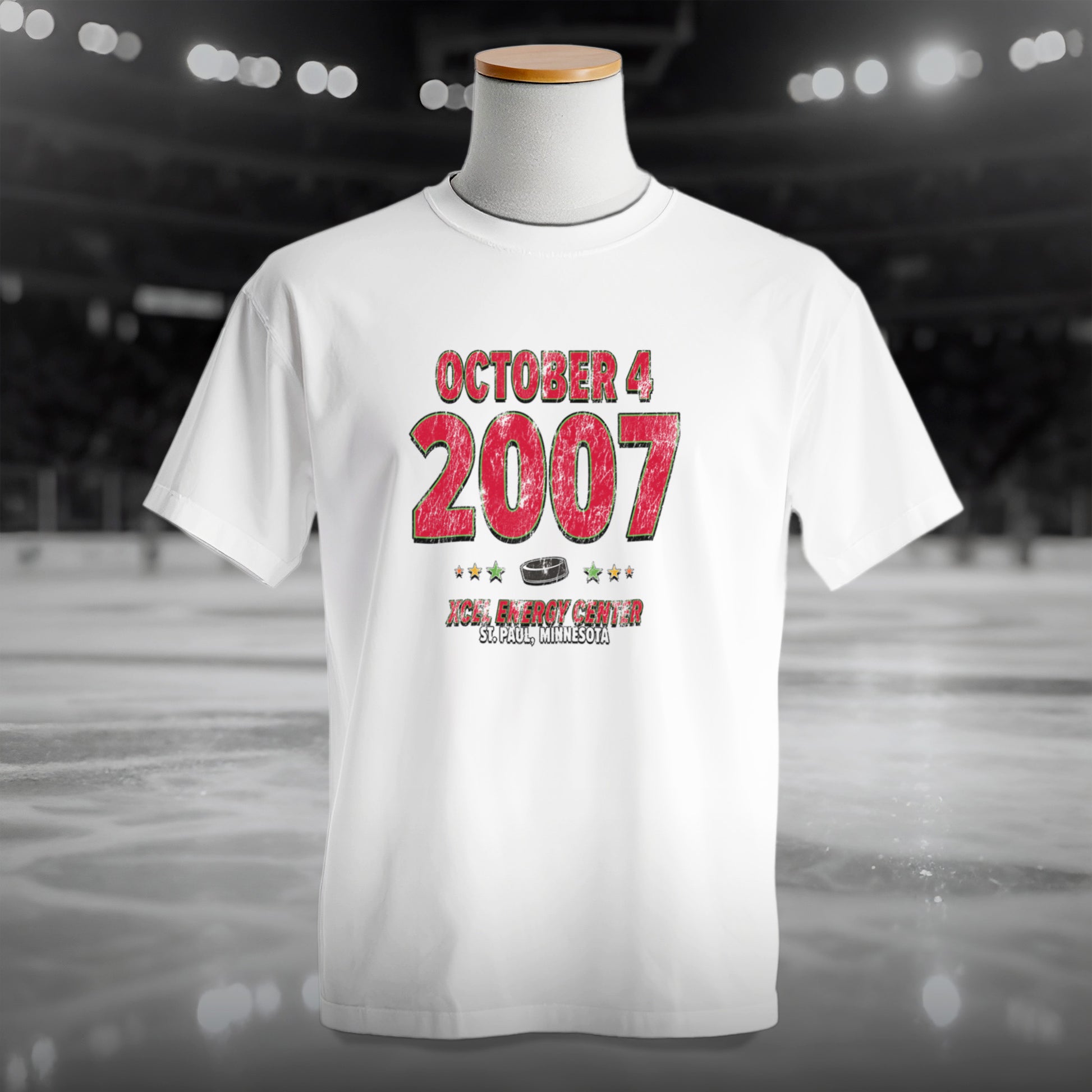 IO|hockey-2007-10-04-chicago|comfort-colors-bw|Hero
